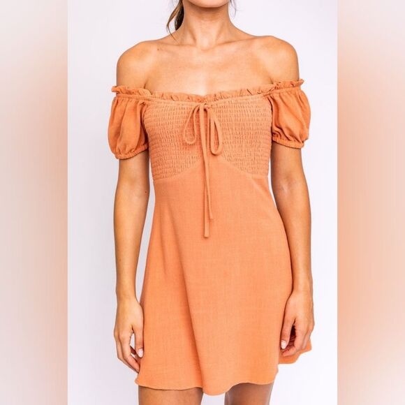 Boutique Le Lis Puff Sleeve Sweetheart Neck Off the Shoulder Mini Dress Size L - Picture 7 of 12